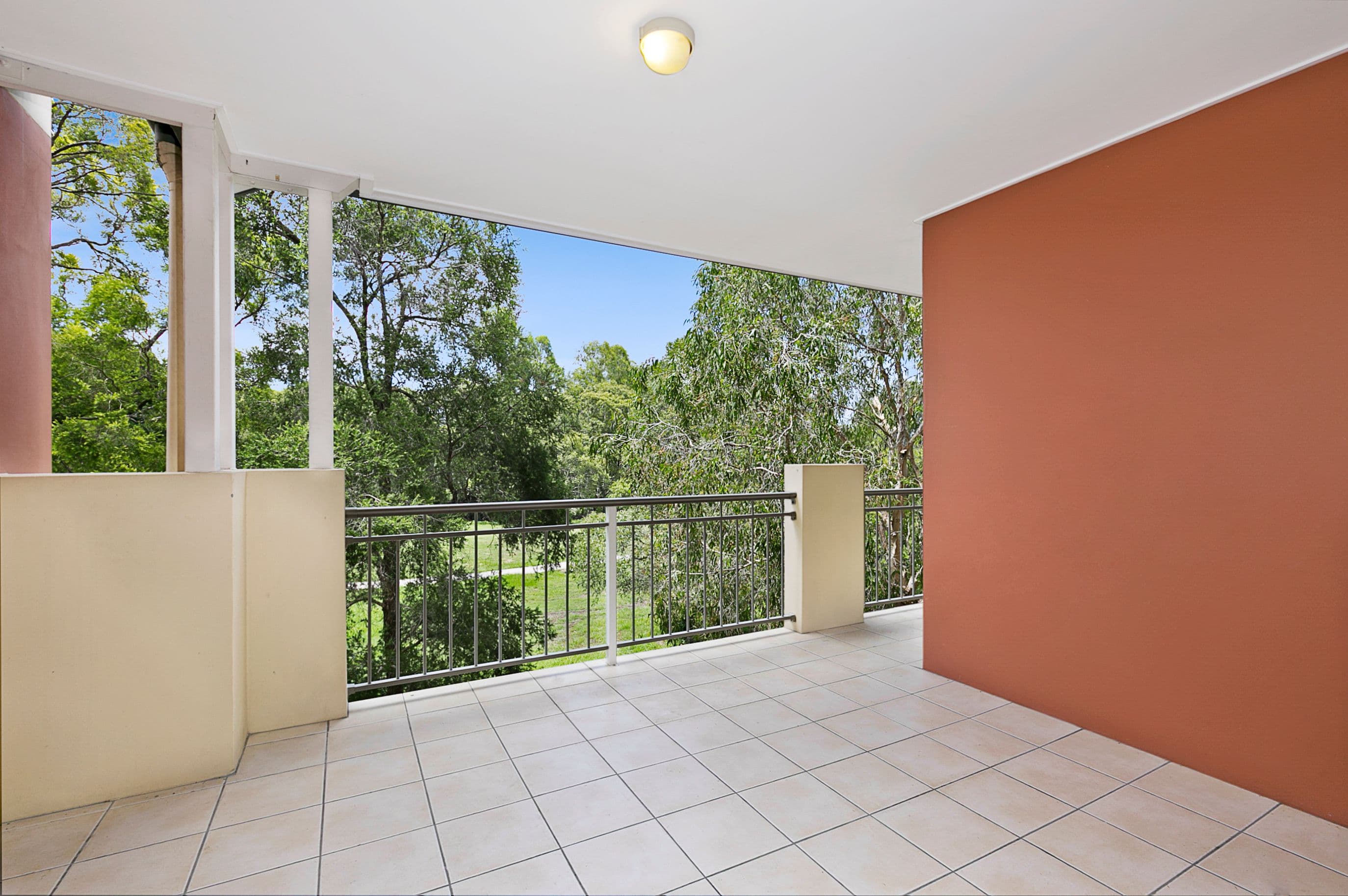 18 Jellicoe Street, Coorparoo QLD 4151, Coorparoo - Thumbnail 2