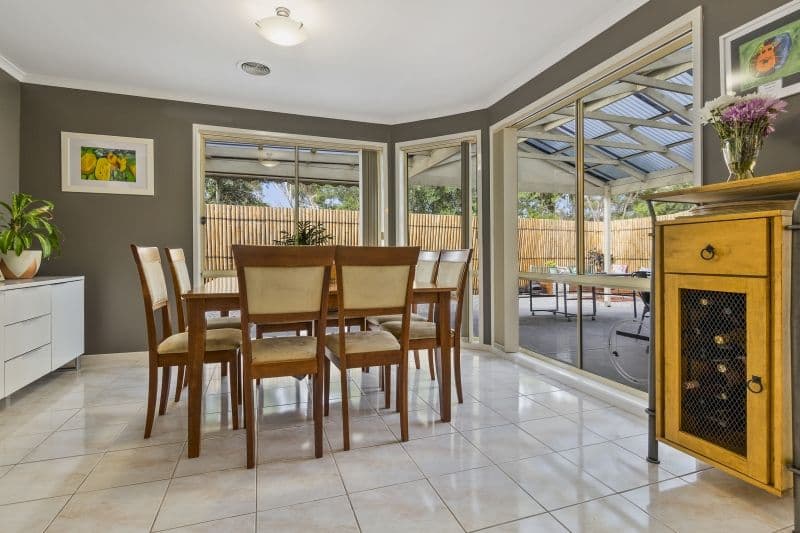 5 Maltravers Place, Wyndham Vale VIC 3024, Wyndham Vale - Thumbnail 4