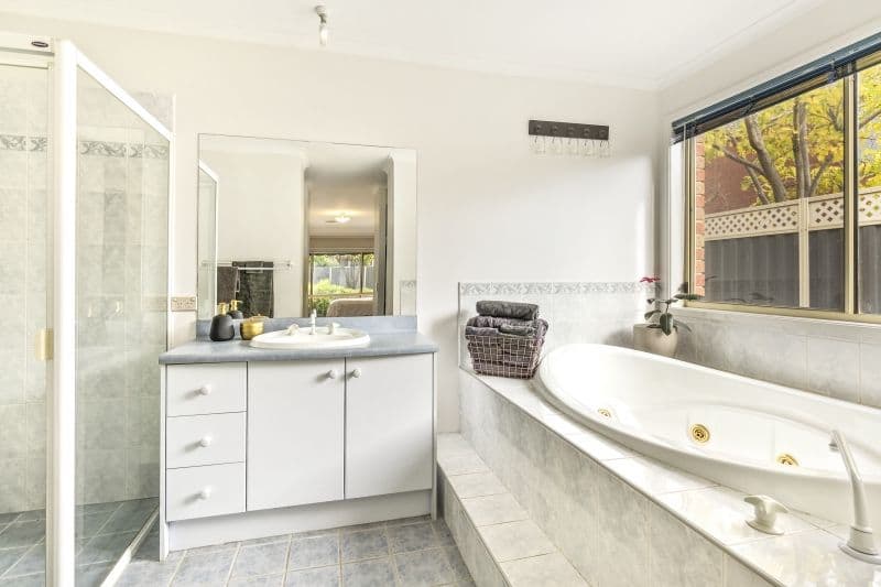 5 Maltravers Place, Wyndham Vale VIC 3024, Wyndham Vale - Thumbnail 8