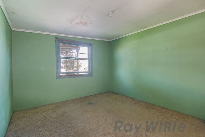 10 Ferry Road, Sandgate - Thumbnail 8