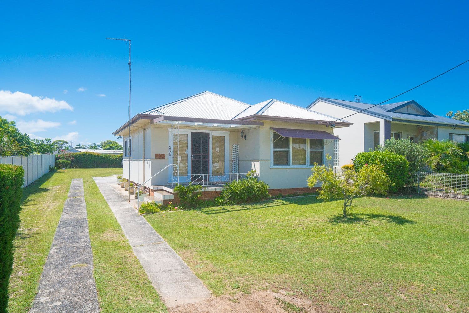 236 Trafalgar Avenue, Umina Beach - Image 1
