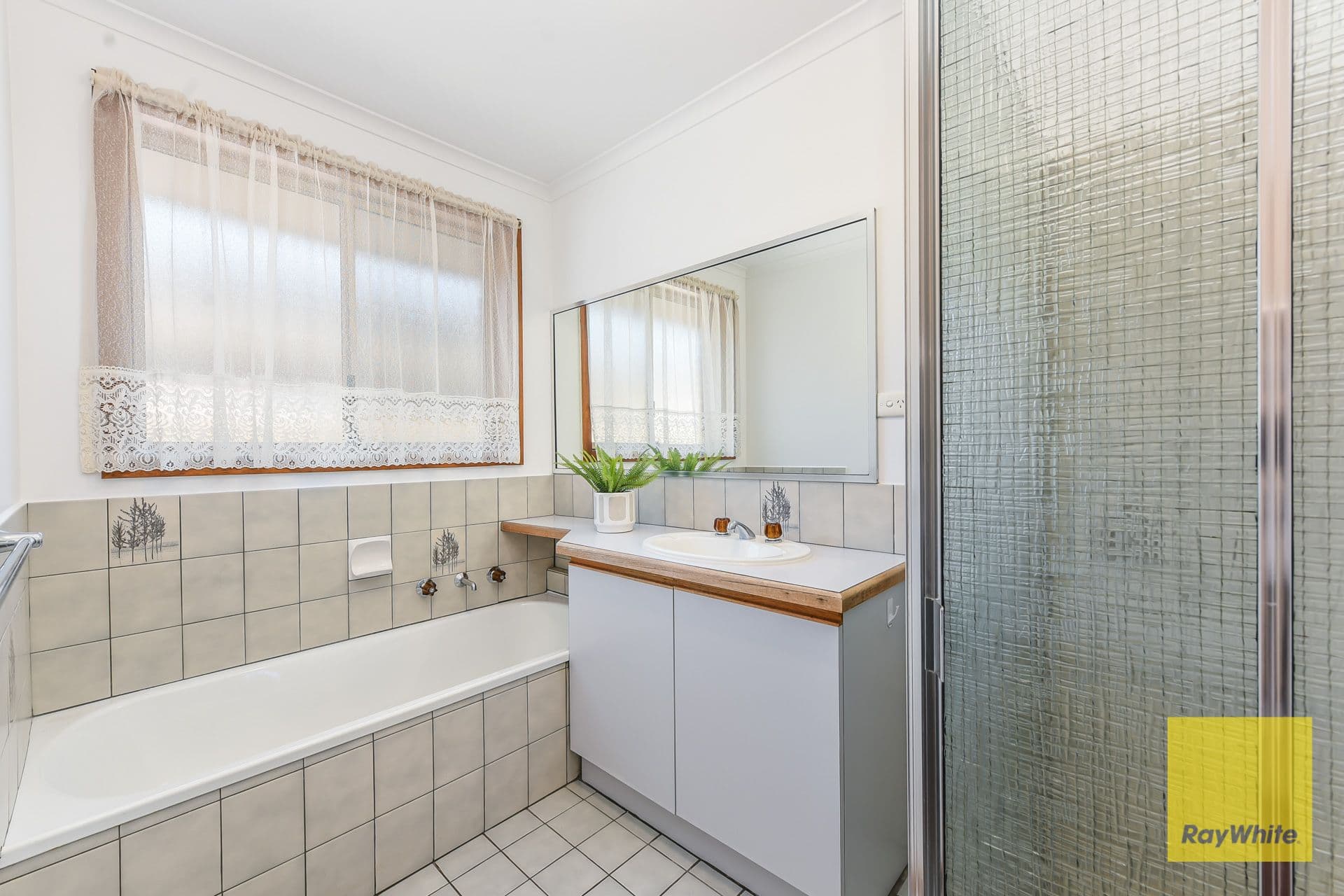 20 Falkiner Crescent, Dandenong VIC 3175, Dandenong - Thumbnail 8
