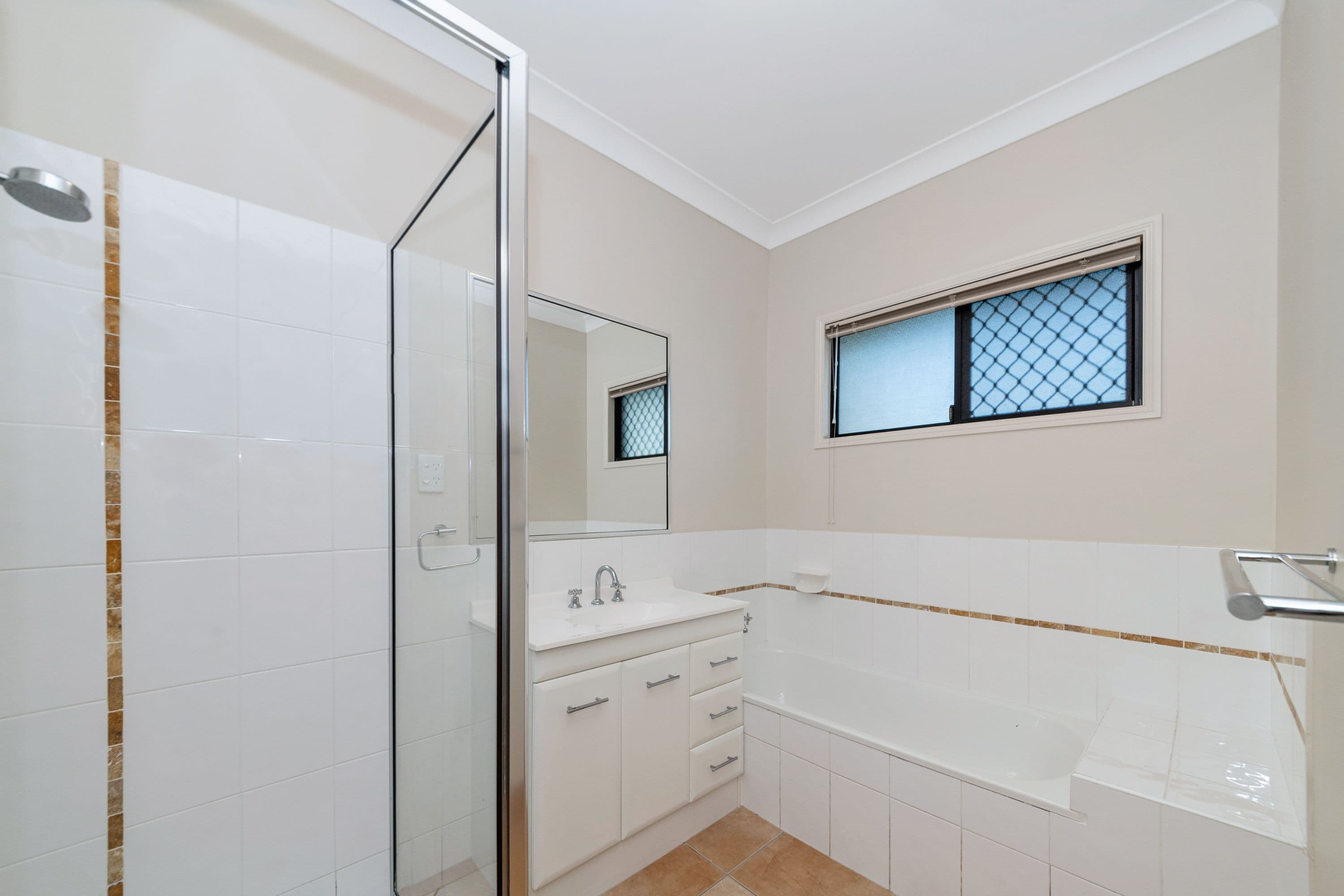 17 Franklin Drive, Mount Louisa QLD 4814, Mount Louisa - Thumbnail 5