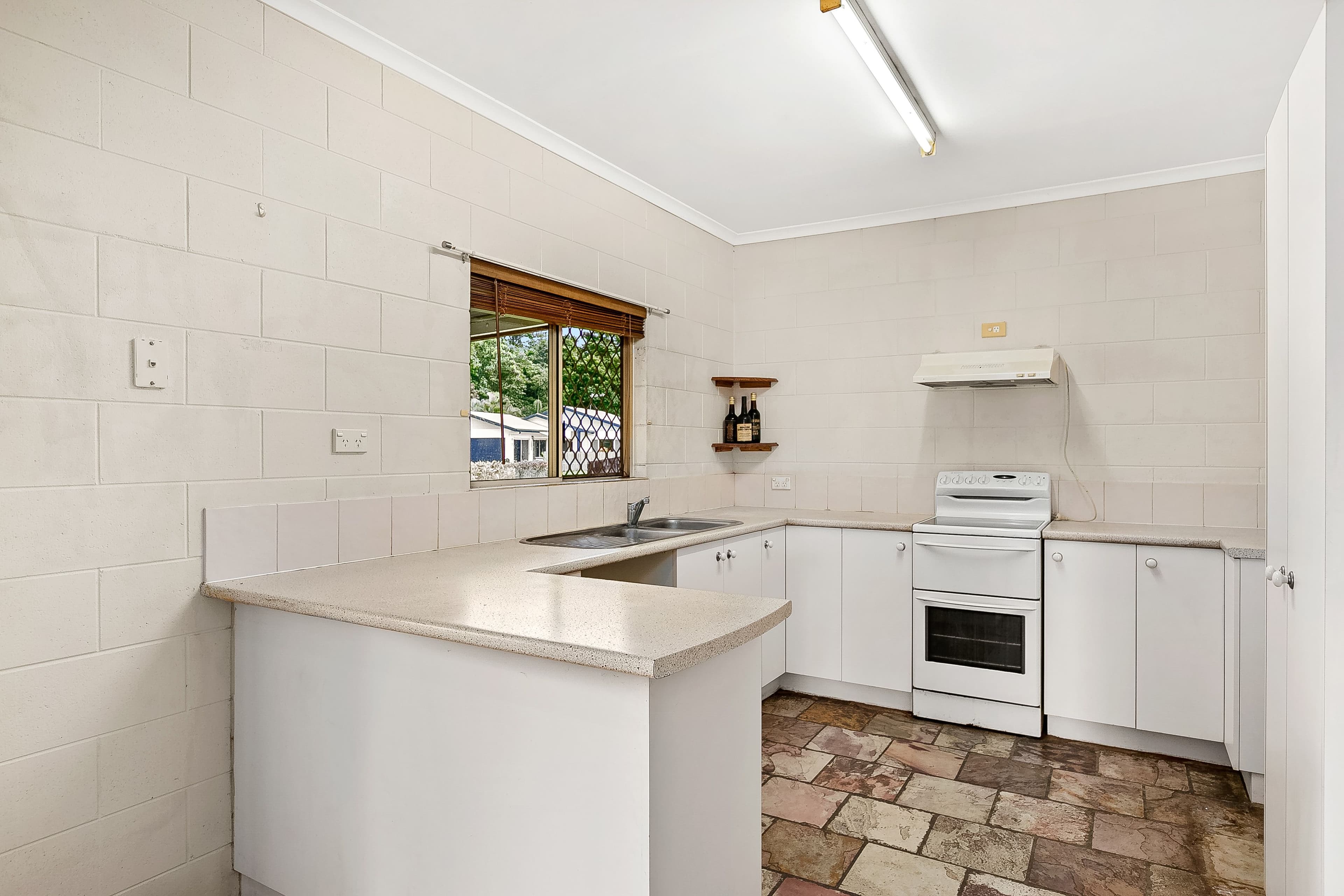 2 Frost Close, Edmonton QLD 4869, Edmonton - Thumbnail 4