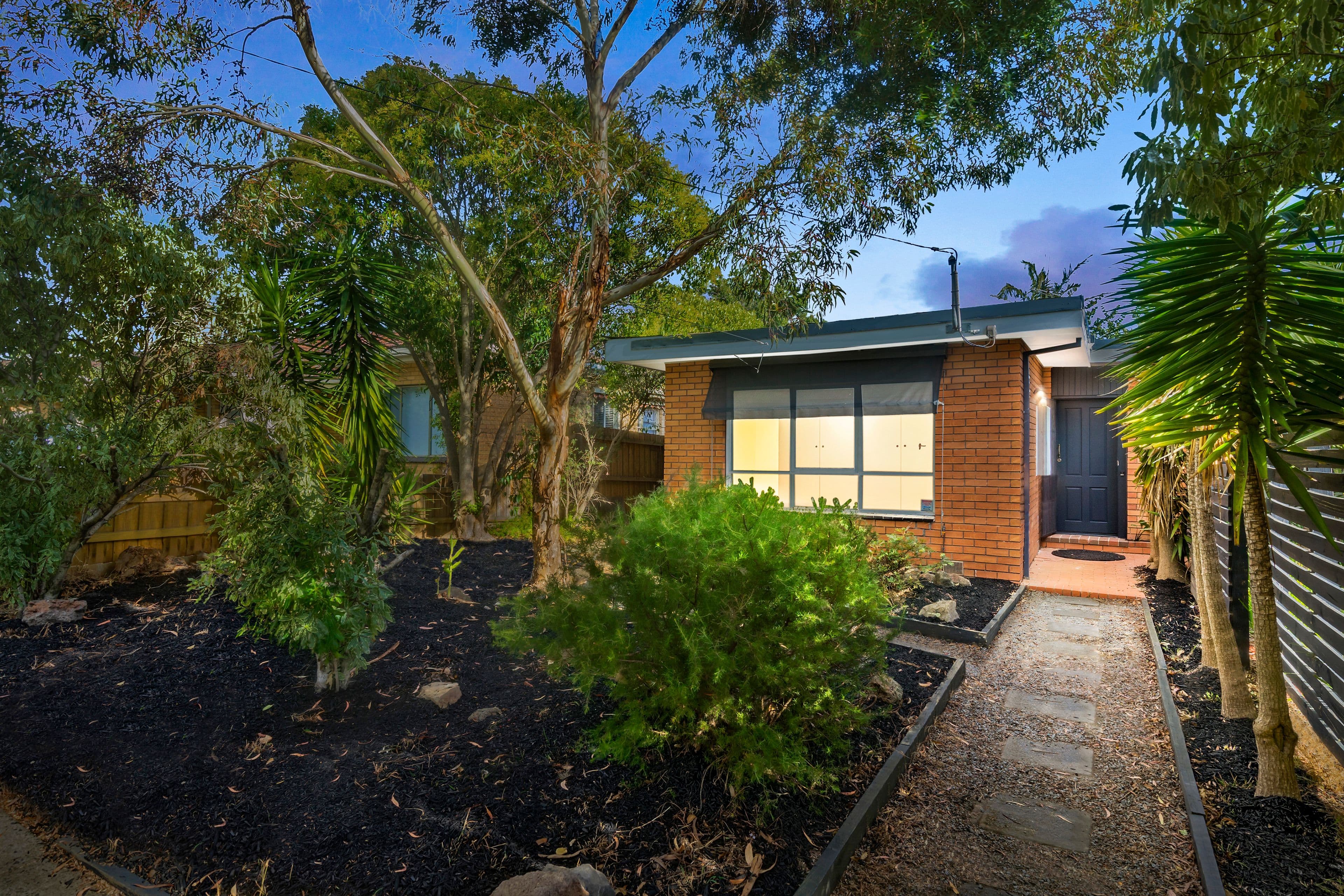17 Wendover Court, Mount Waverley VIC 3149, Mount Waverley - Image 1