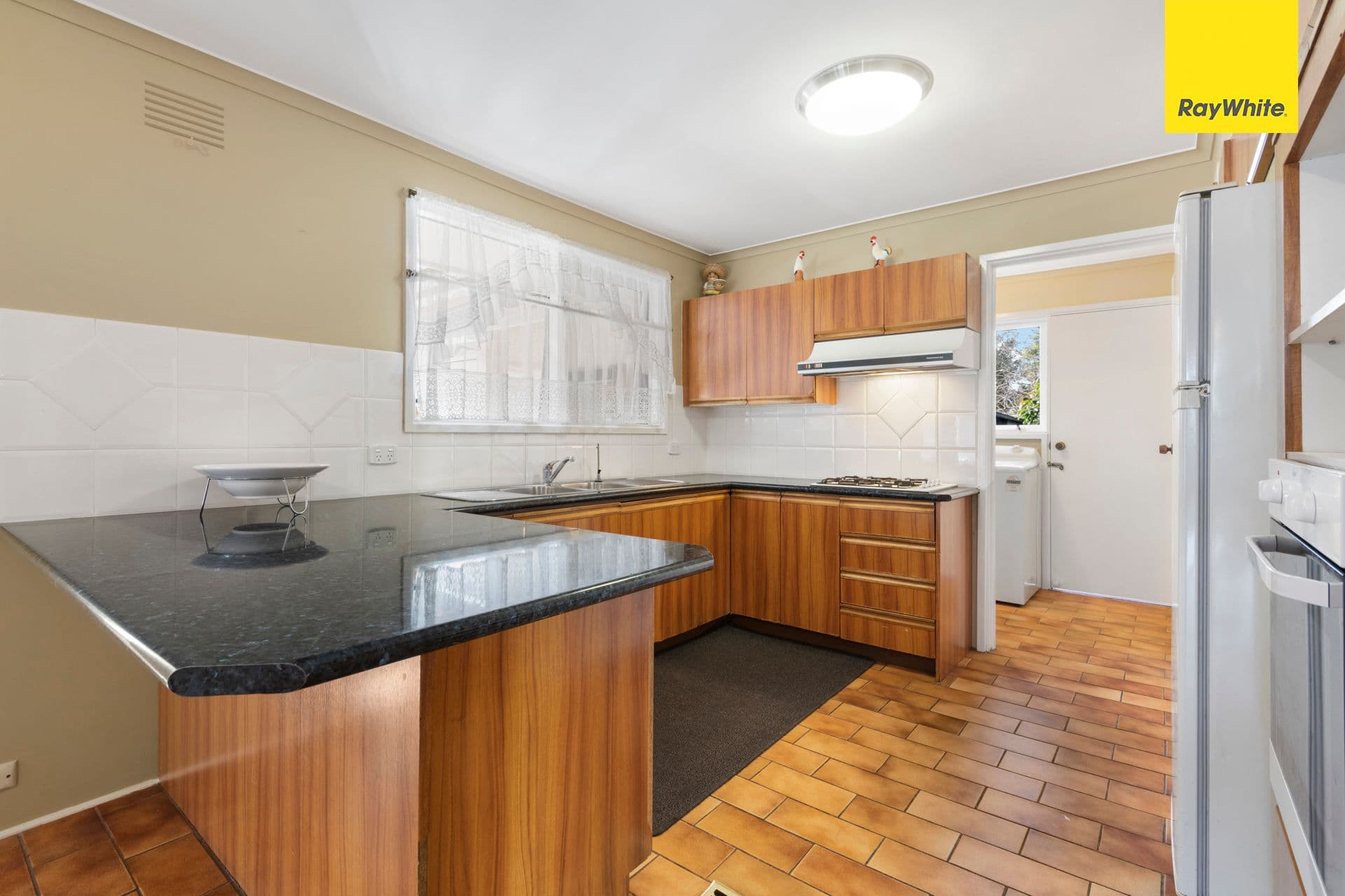 16 Wickham Street, Melton South VIC 3338, Melton South - Thumbnail 6