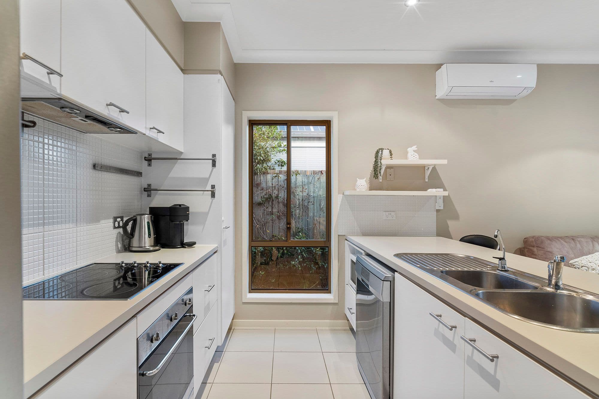 39 Costa Del Sol Avenue, Coombabah QLD 4216, Coombabah - Thumbnail 7