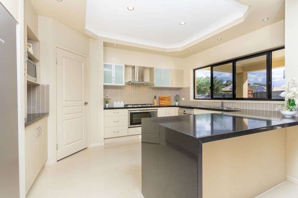 9 Plover Court, Warner QLD 4500, Warner - Thumbnail 2