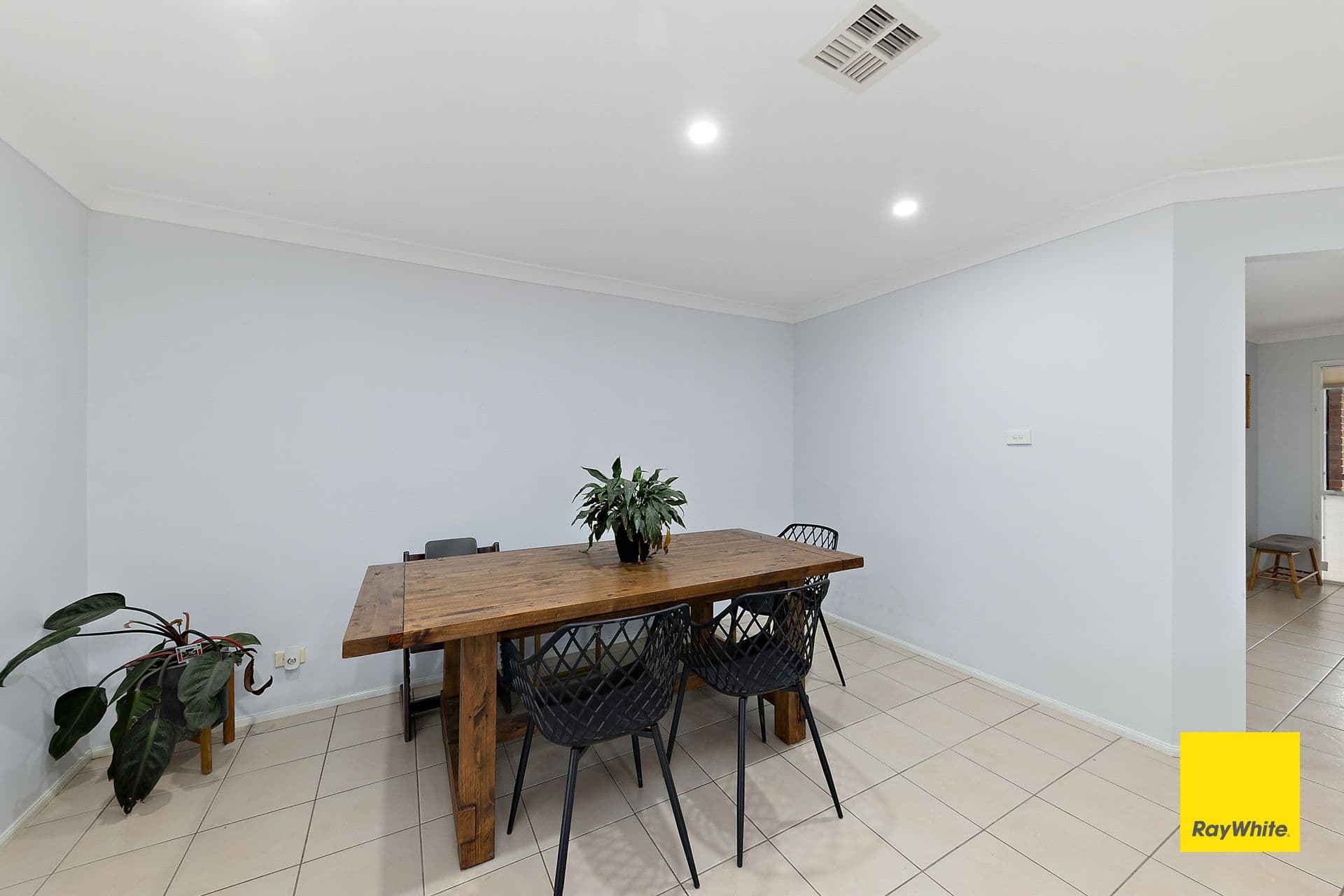 10 Falconer Place, Bungendore NSW 2621, Bungendore - Thumbnail 5