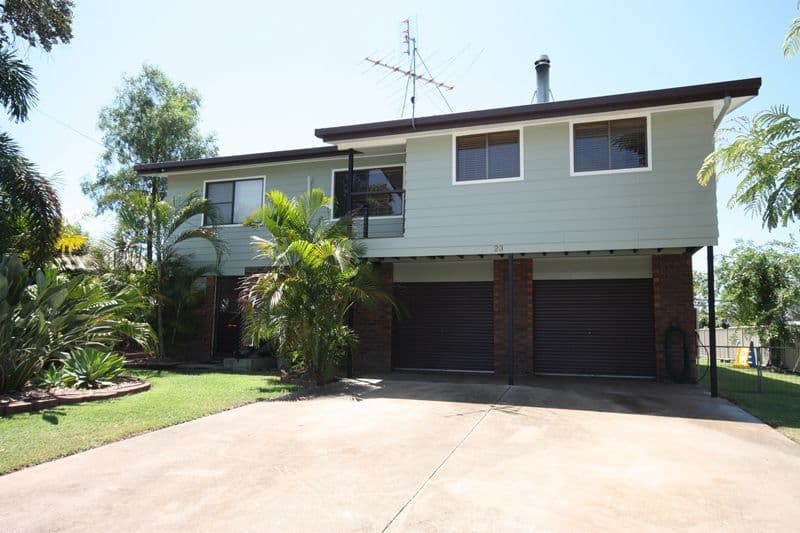 23 Ward Crescent, BILOELA QLD 4715, Biloela - Thumbnail 2