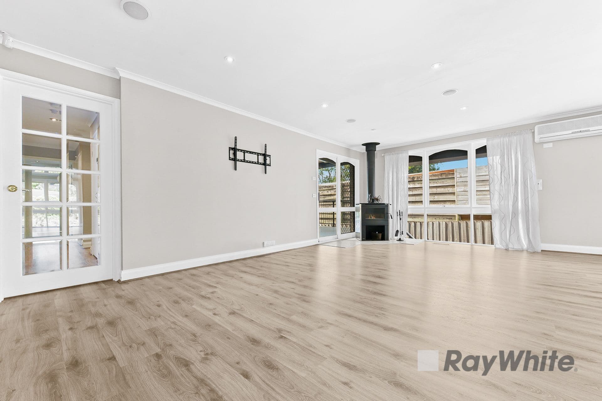 4 Cristata Avenue, Endeavour Hills VIC 3802, Endeavour Hills - Thumbnail 4
