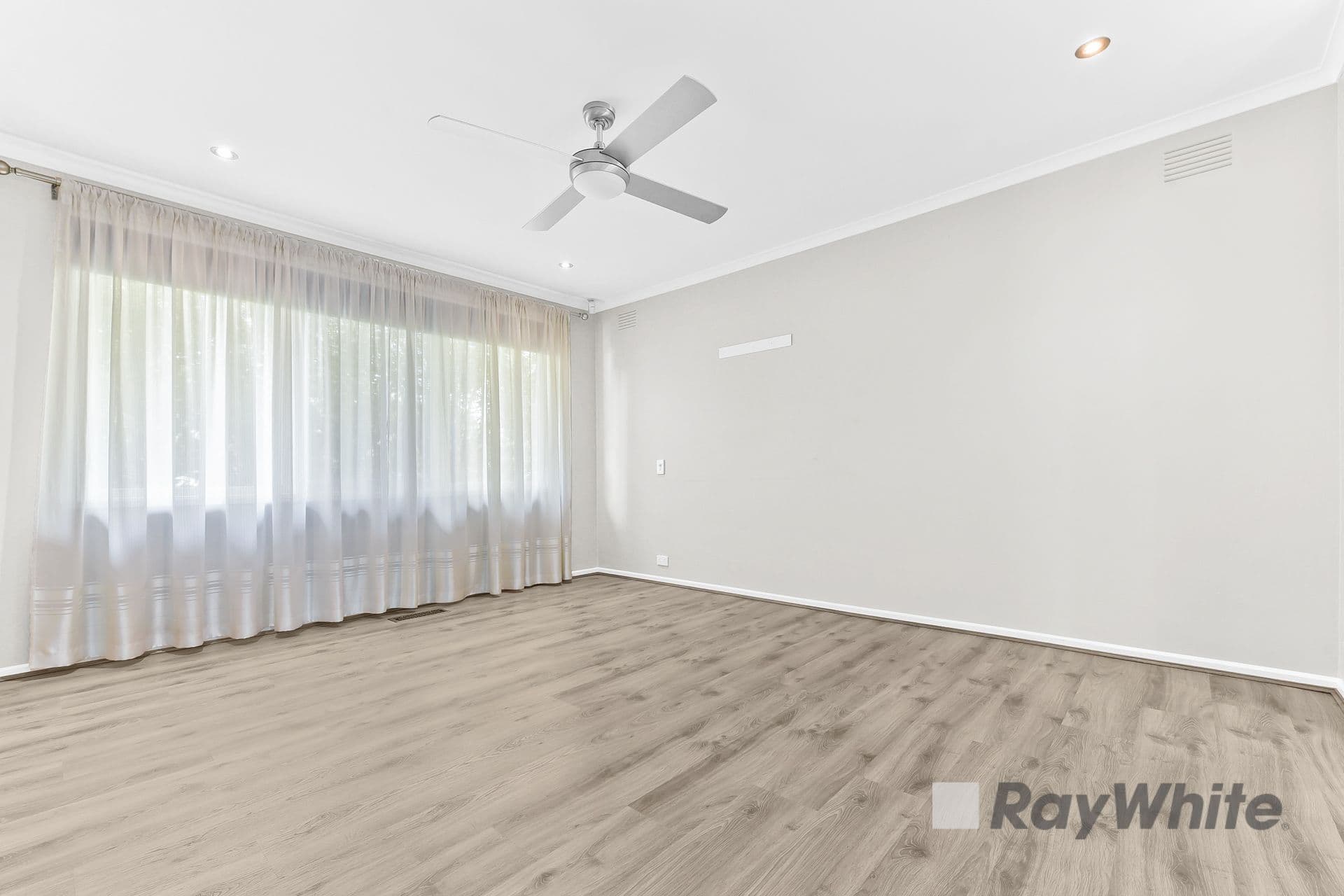 4 Cristata Avenue, Endeavour Hills VIC 3802, Endeavour Hills - Thumbnail 8