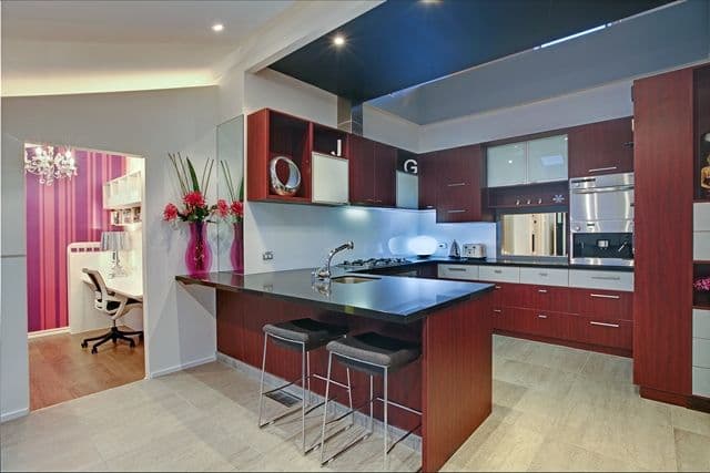 26 Sharpe Street, Reservoir VIC 3073, Reservoir - Thumbnail 6