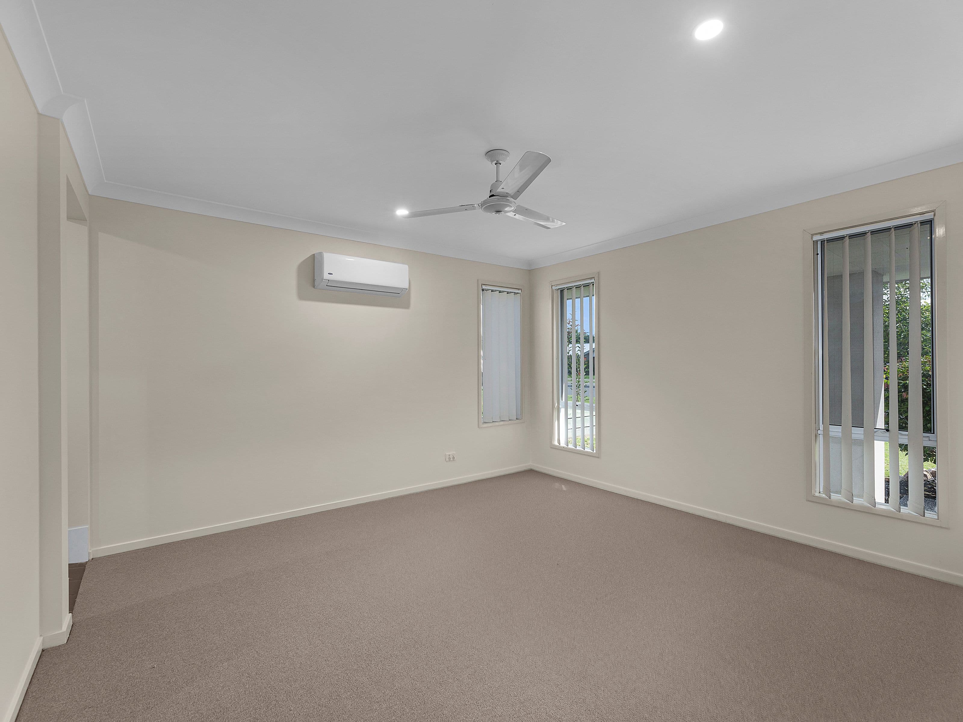 9 Pinehurst Avenue, Leichhardt QLD 4305, Leichhardt - Thumbnail 8