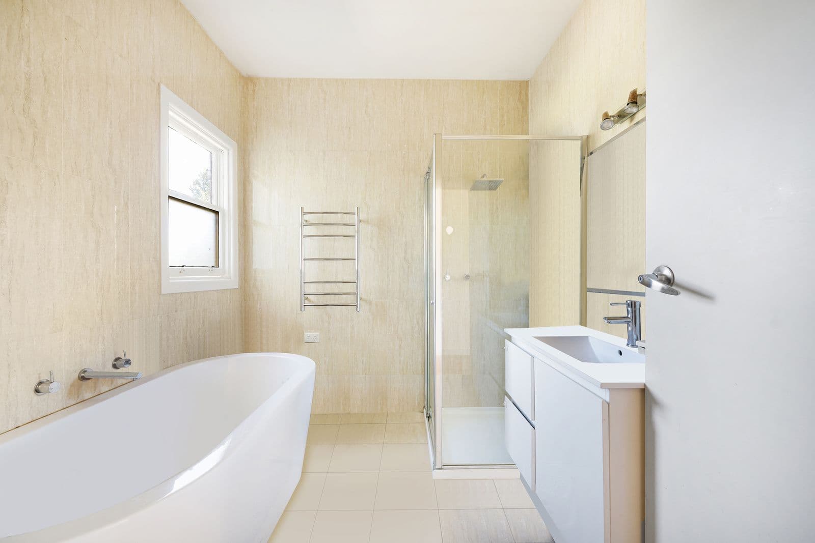 4 Couch Street, Timboon VIC 3268, Timboon - Thumbnail 6