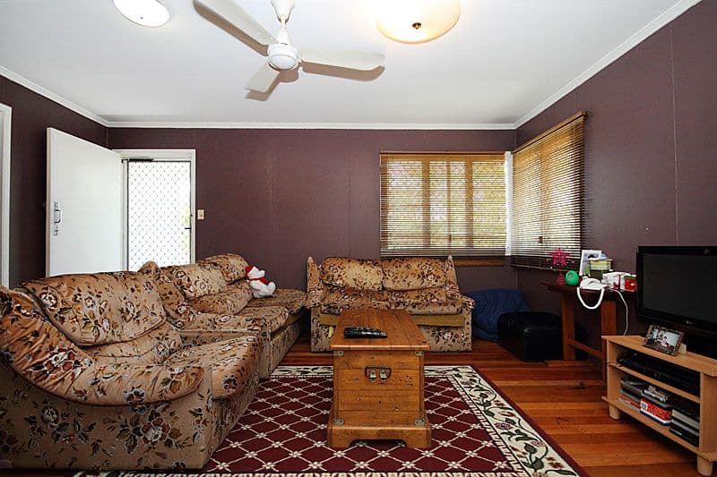 16 Julieanne Street, GAILES QLD 4300, Gailes - Thumbnail 3