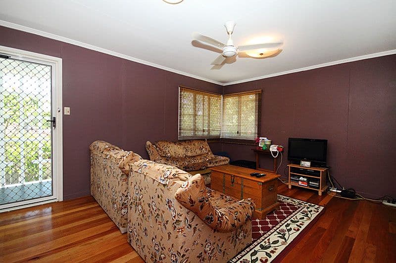 16 Julieanne Street, GAILES QLD 4300, Gailes - Thumbnail 5