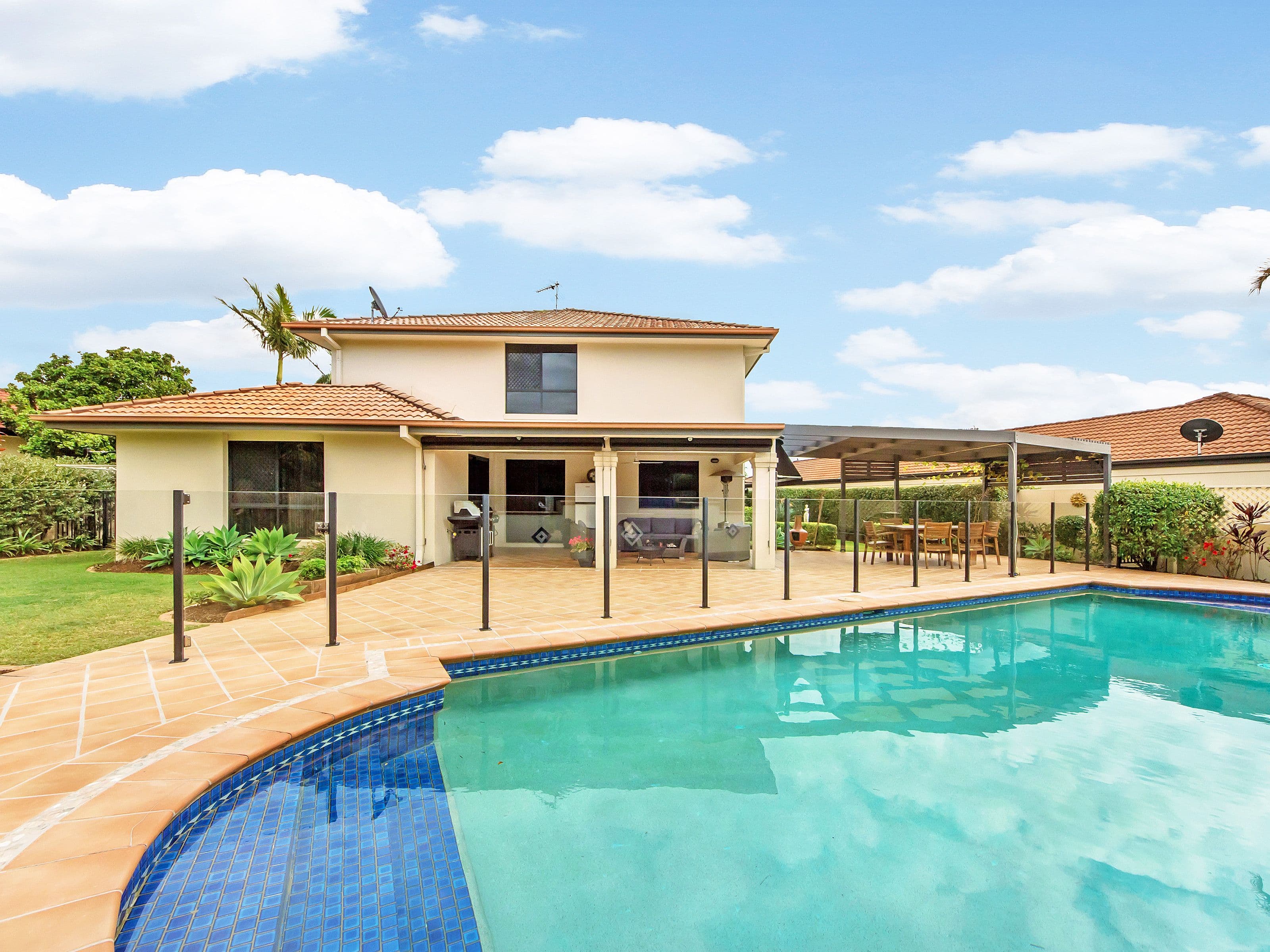 5 Bernard Court, Arundel QLD 4214, Arundel - Image 1