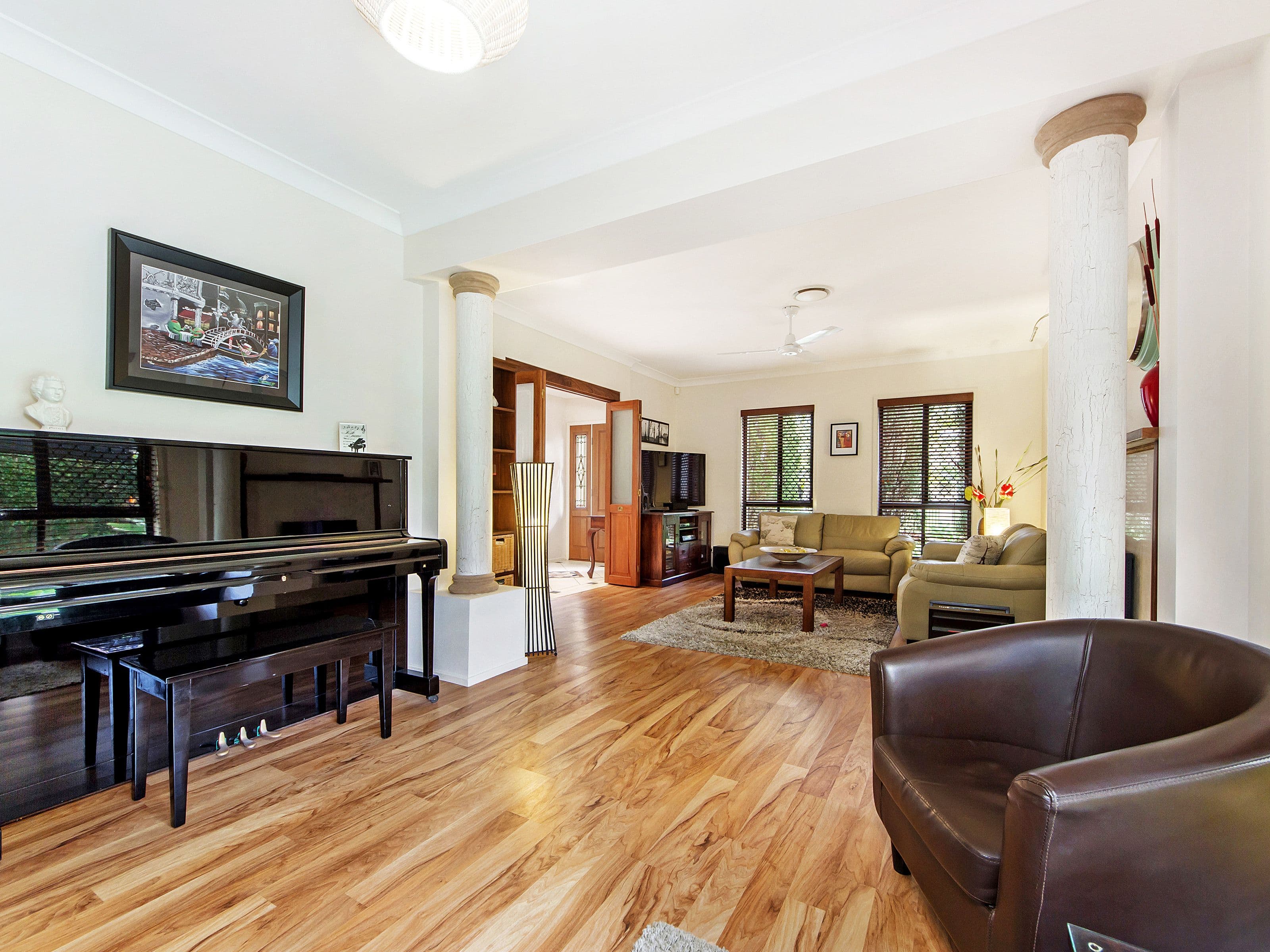 5 Bernard Court, Arundel QLD 4214, Arundel - Thumbnail 3