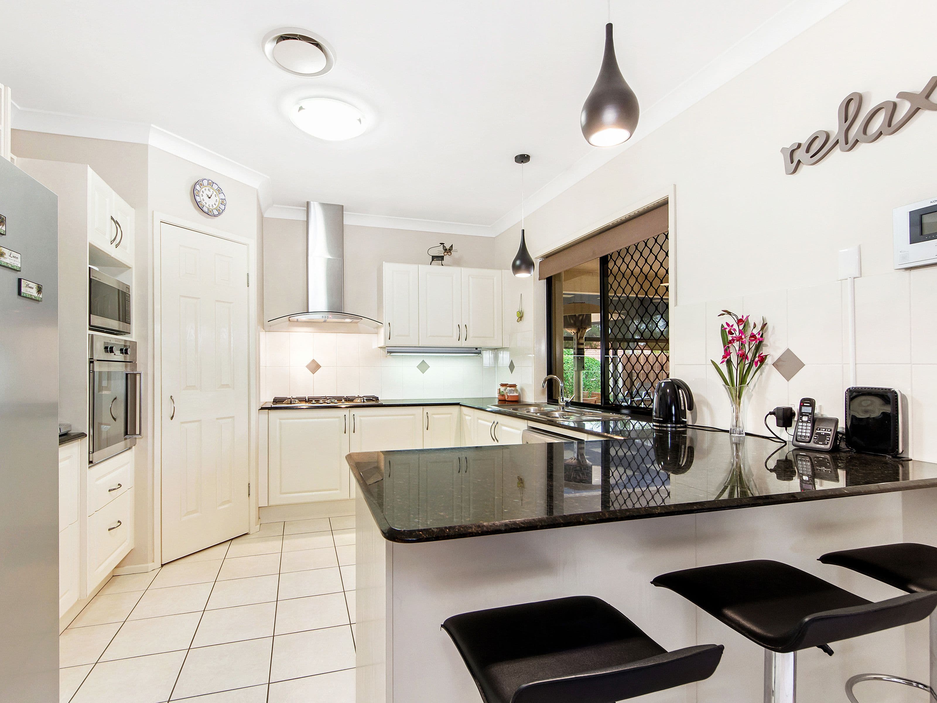 5 Bernard Court, Arundel QLD 4214, Arundel - Thumbnail 5