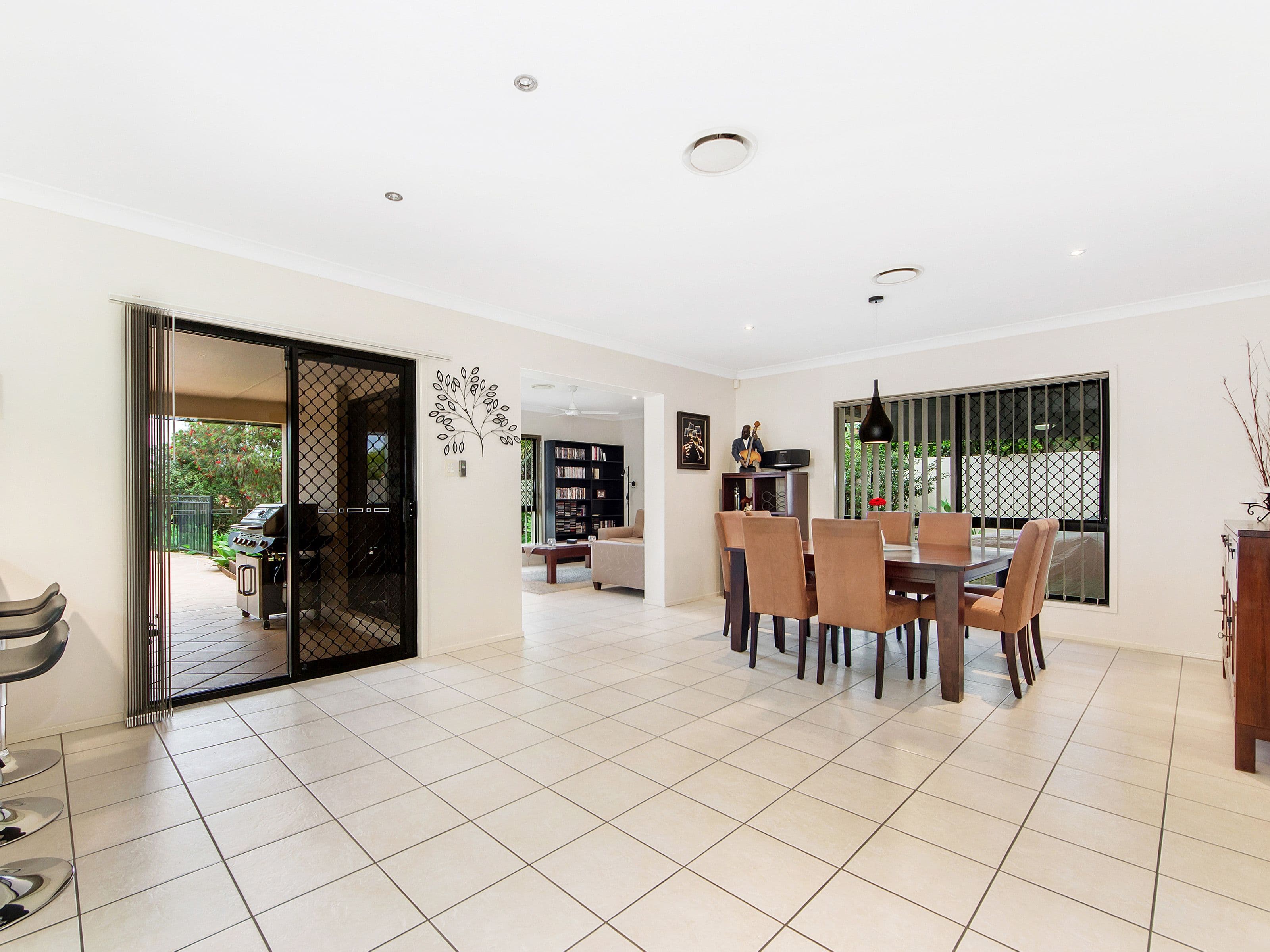 5 Bernard Court, Arundel QLD 4214, Arundel - Thumbnail 7