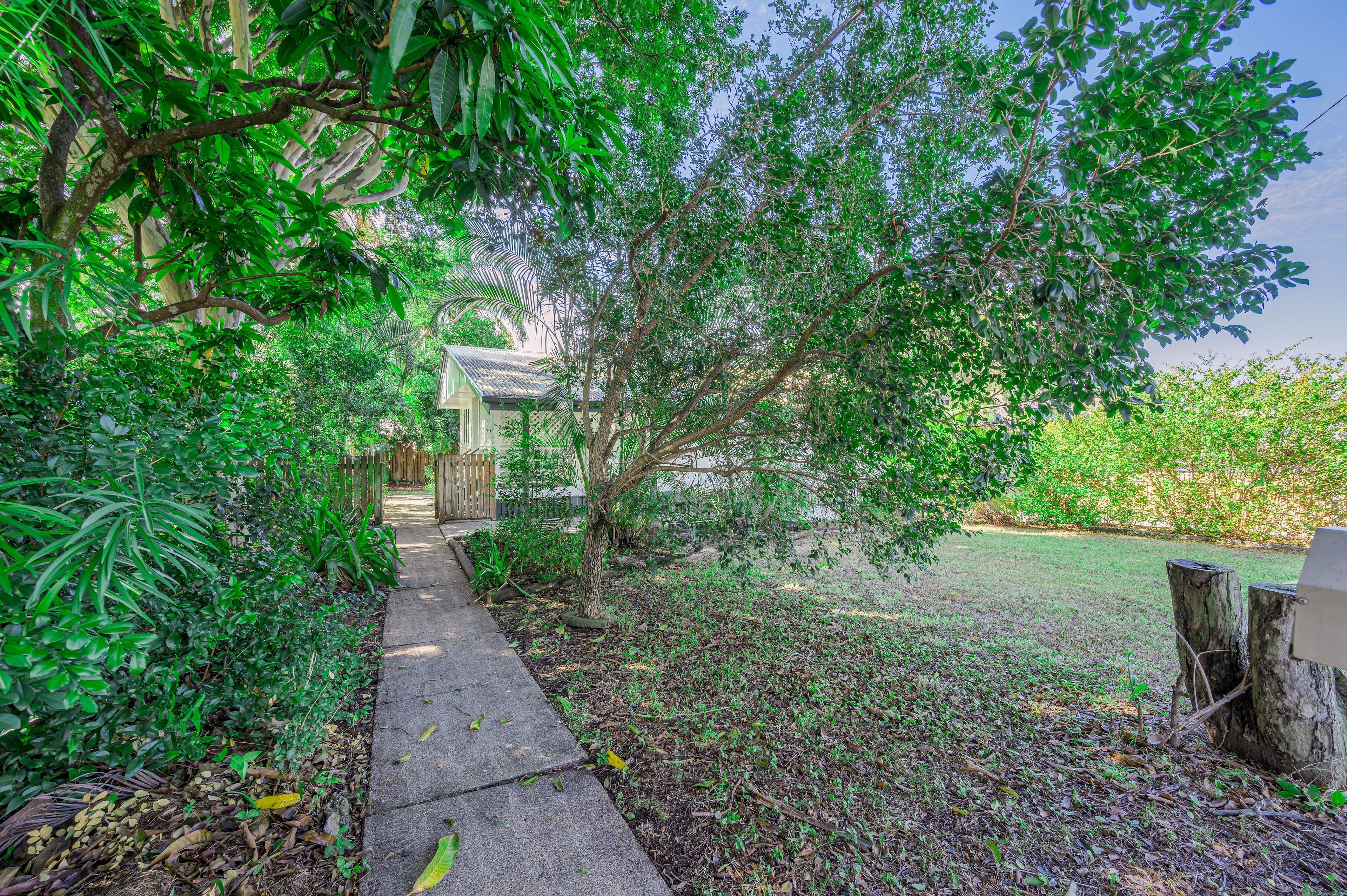 98 Barney Street, Barney Point QLD 4680, Barney Point - Thumbnail 5
