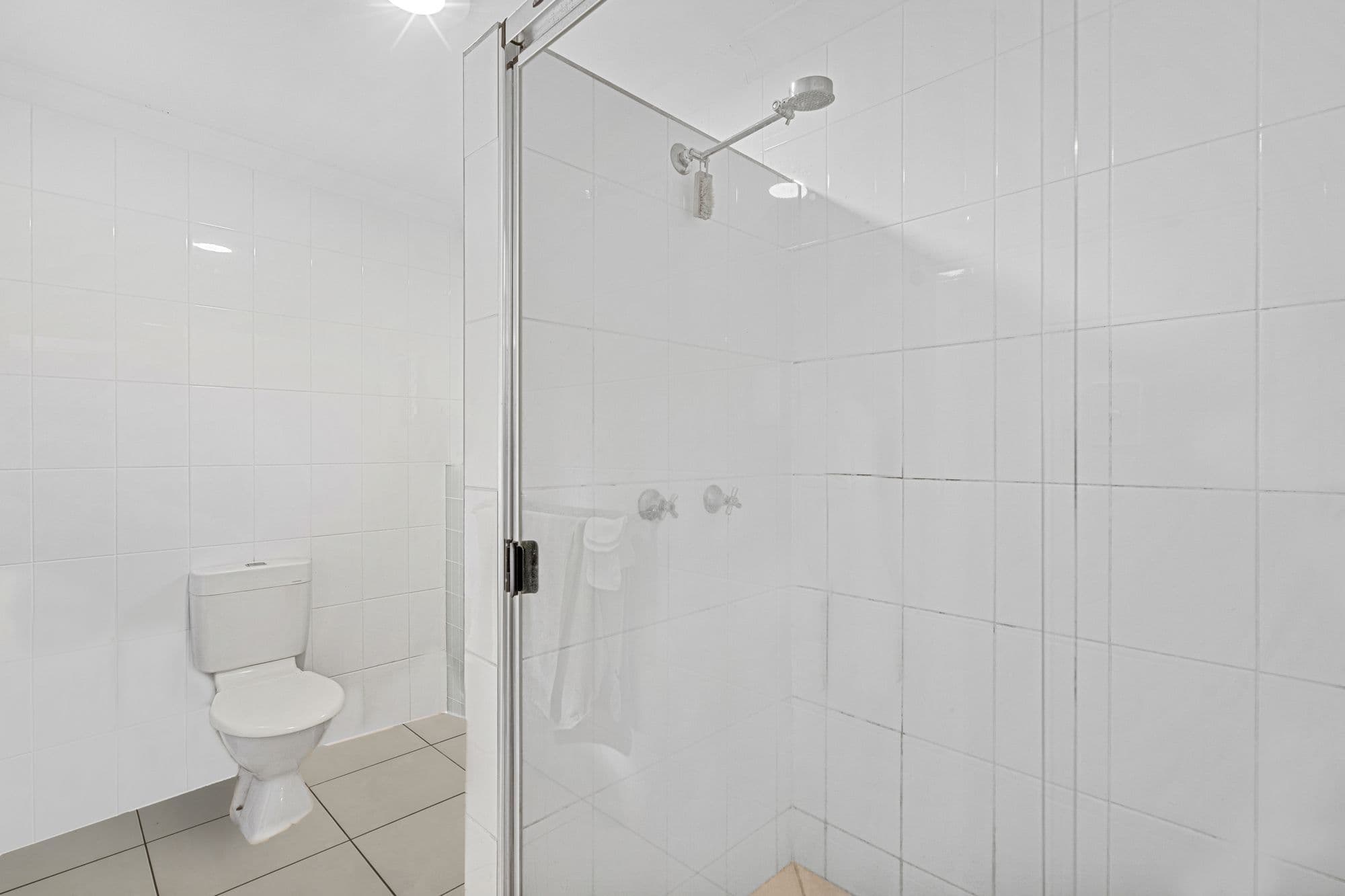 164 Birdwood Road, Holland Park West QLD 4121, Holland Park West - Thumbnail 6