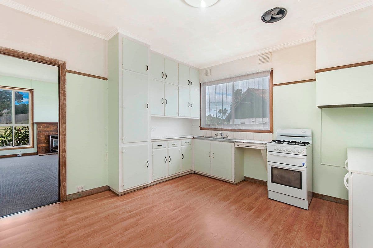 70 Crawley Street, Warrnambool VIC 3280, Warrnambool - Thumbnail 3