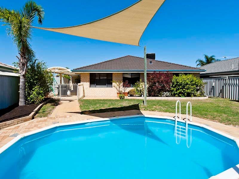 4 Glenelg Close, WARNBRO WA 6169, Warnbro - Image 1