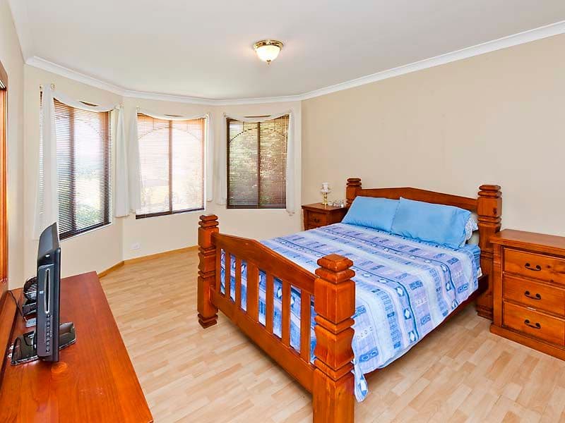 4 Glenelg Close, WARNBRO WA 6169, Warnbro - Thumbnail 8