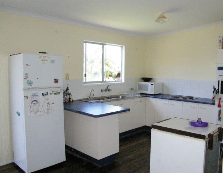 3 Alkina Court, DECEPTION BAY QLD 4508, Deception Bay - Thumbnail 2