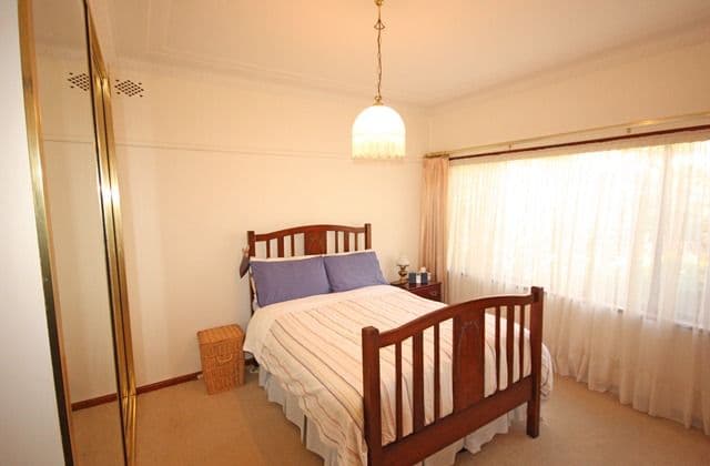 34 Farnsworth Avenue, CAMPBELLTOWN NSW 2560, Campbelltown - Thumbnail 4