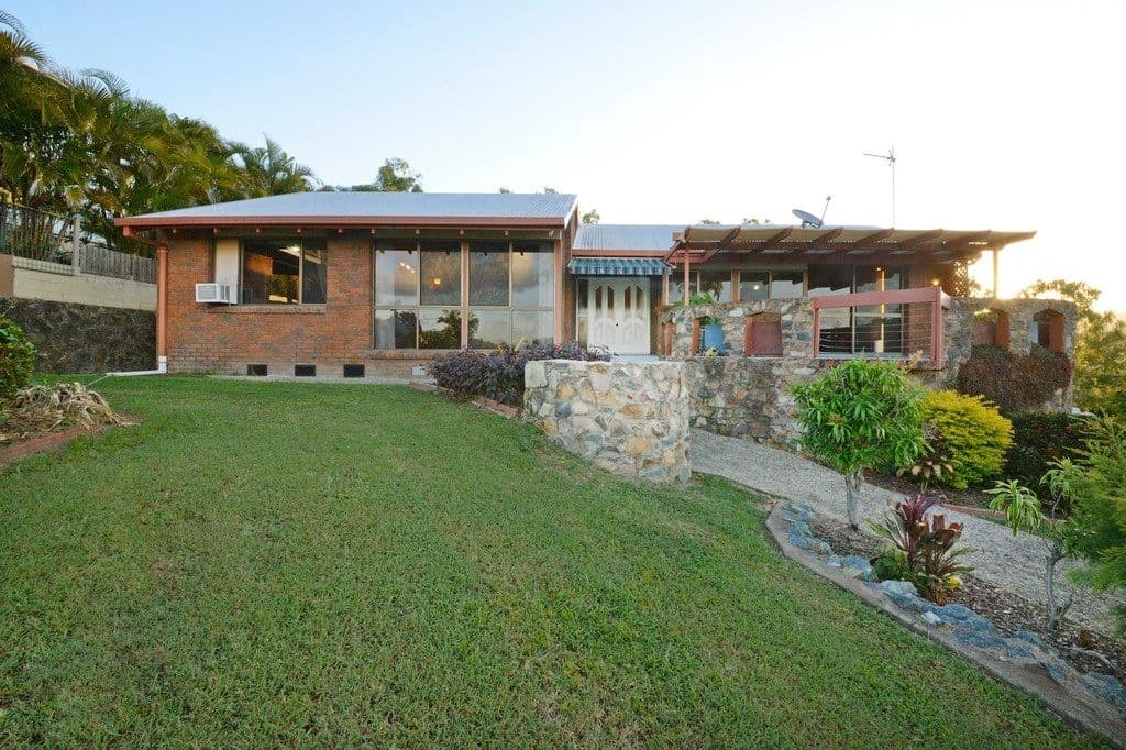 37 Manooka Drive, Cannonvale QLD 4802, Cannonvale - Image 1