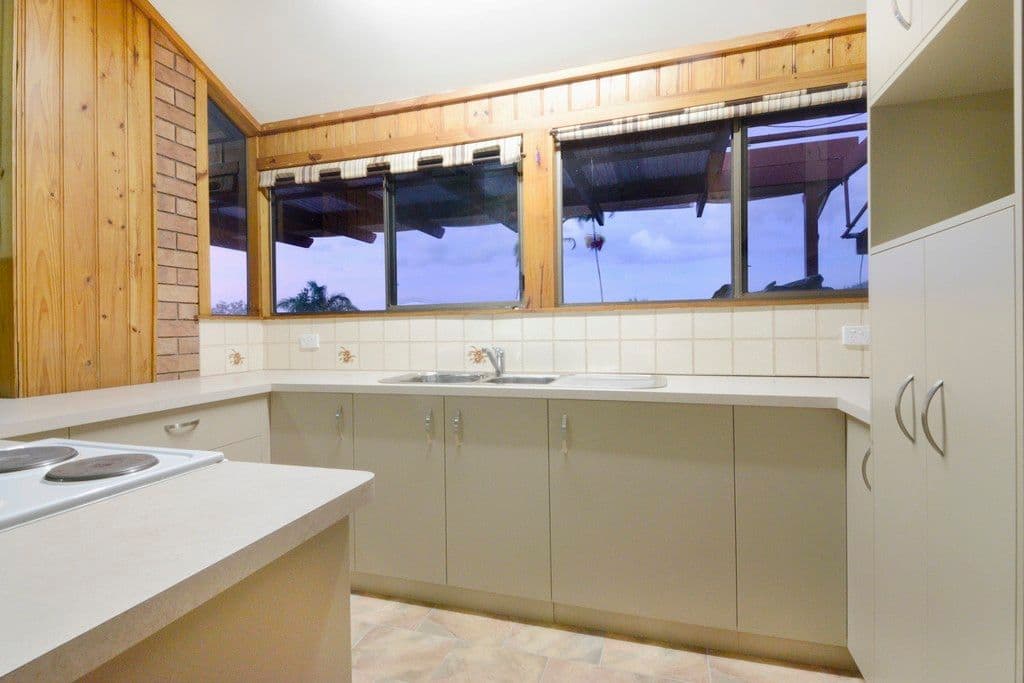 37 Manooka Drive, Cannonvale QLD 4802, Cannonvale - Thumbnail 7