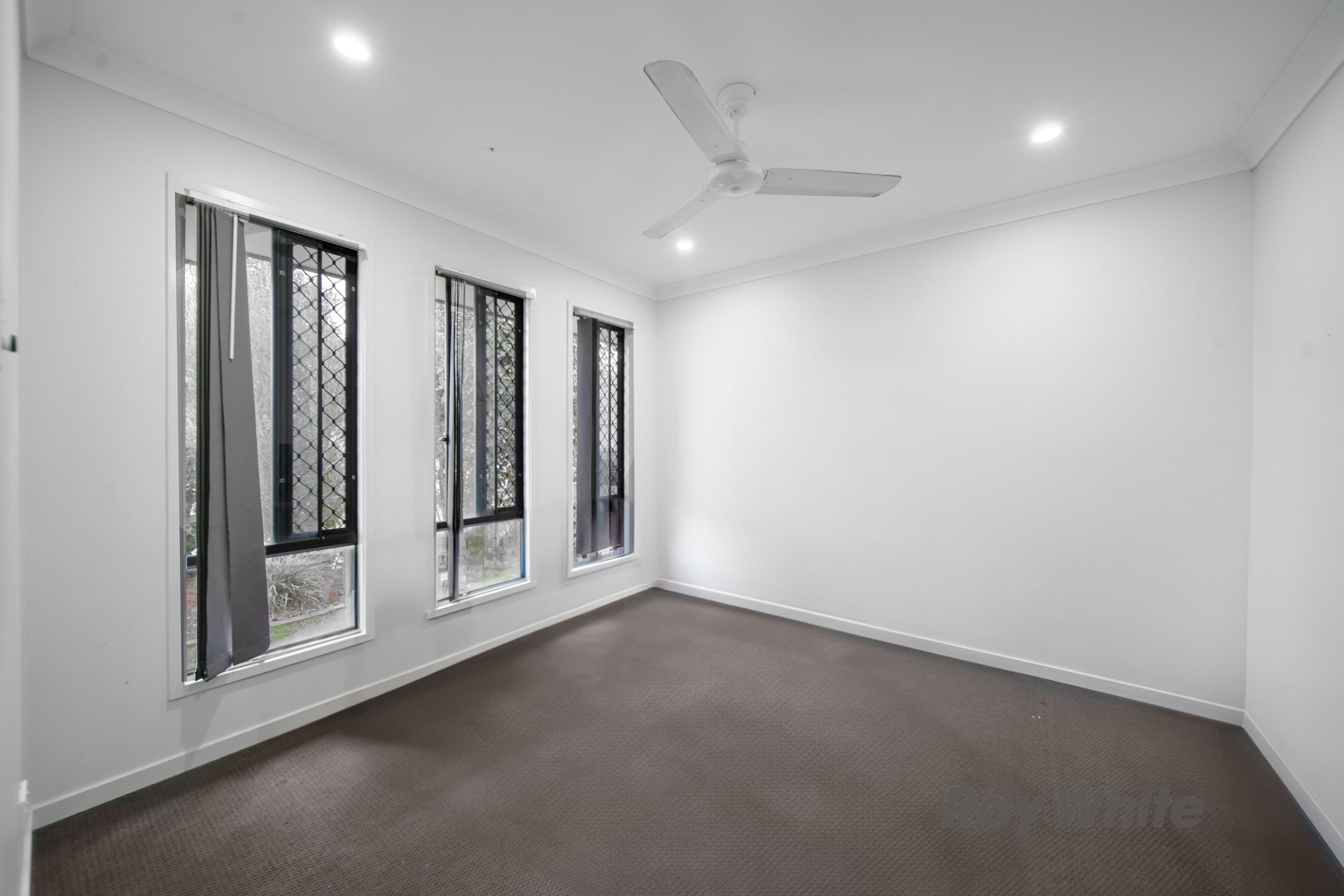 30 Lowthers Street, Yarrabilba QLD 4207, Yarrabilba - Thumbnail 3
