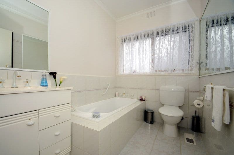 7 Henry Street, BORONIA VIC 3155, Boronia - Thumbnail 7
