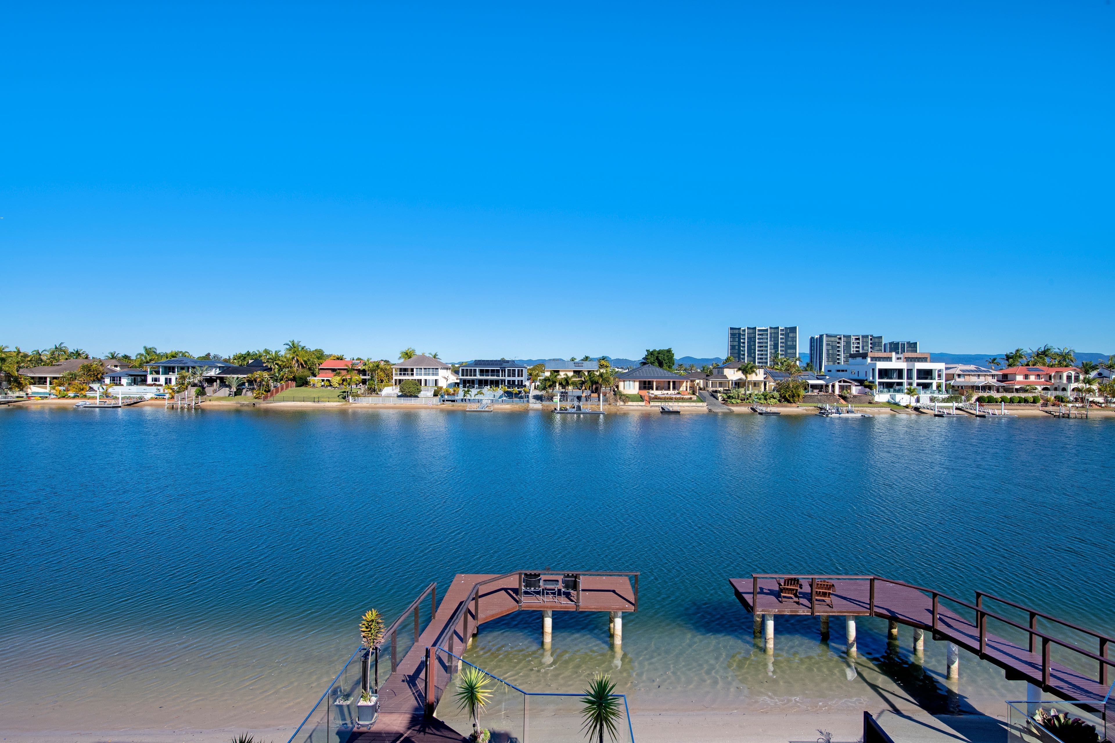 20 Delungra Street, Broadbeach Waters QLD 4218, Broadbeach Waters - Thumbnail 2