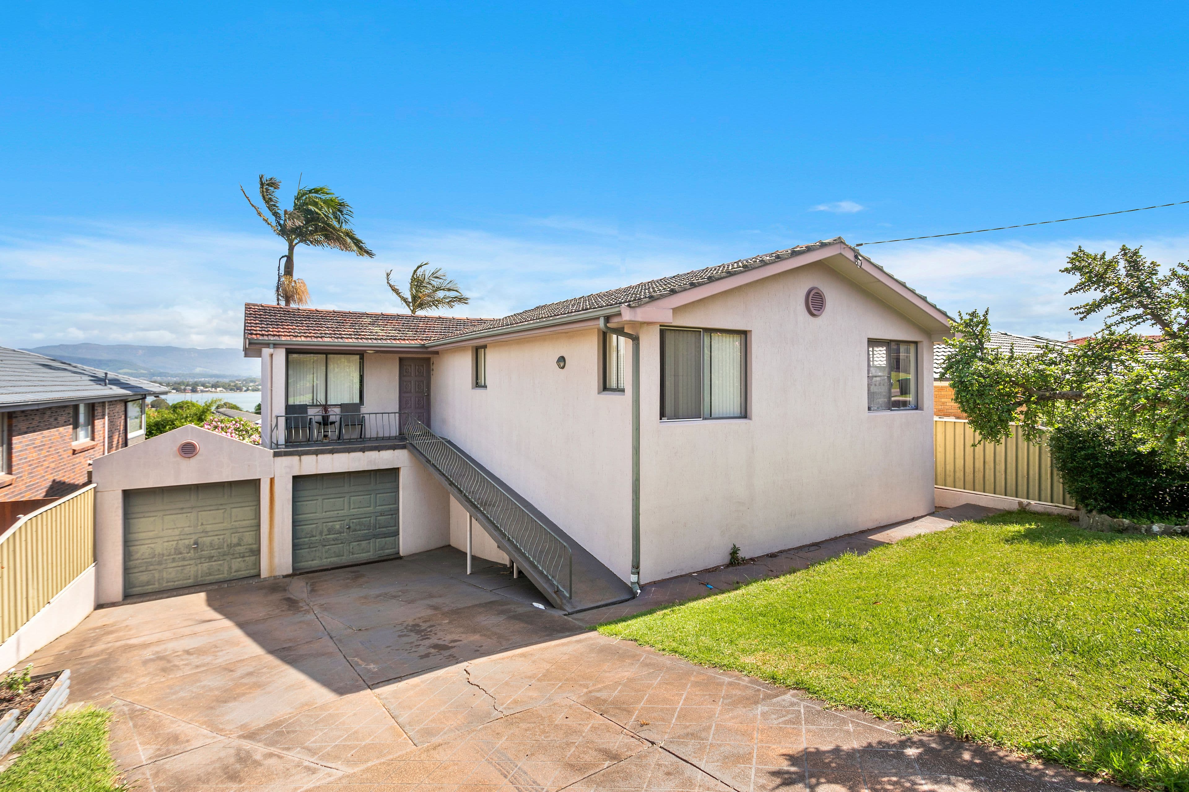 28 Shipton Crescent, Mount Warrigal NSW 2528, Mount Warrigal - Image 1