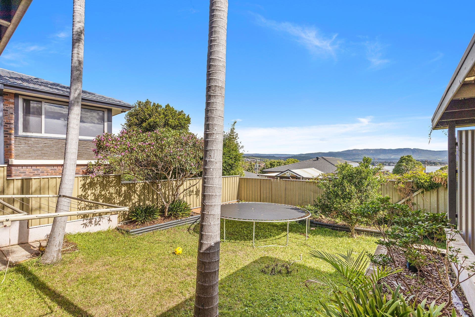 28 Shipton Crescent, Mount Warrigal NSW 2528, Mount Warrigal - Thumbnail 7