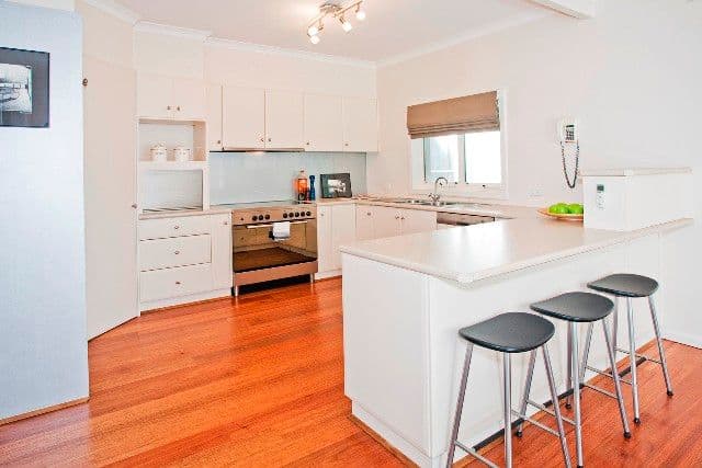 17 Coppards Road, NEWCOMB VIC 3219, Newcomb - Thumbnail 3