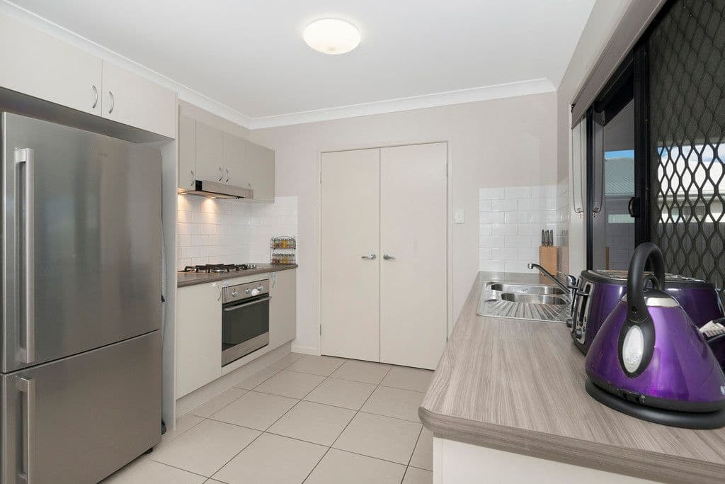 28 Fremont Street, Mount Low QLD 4818, Mount Low - Thumbnail 2