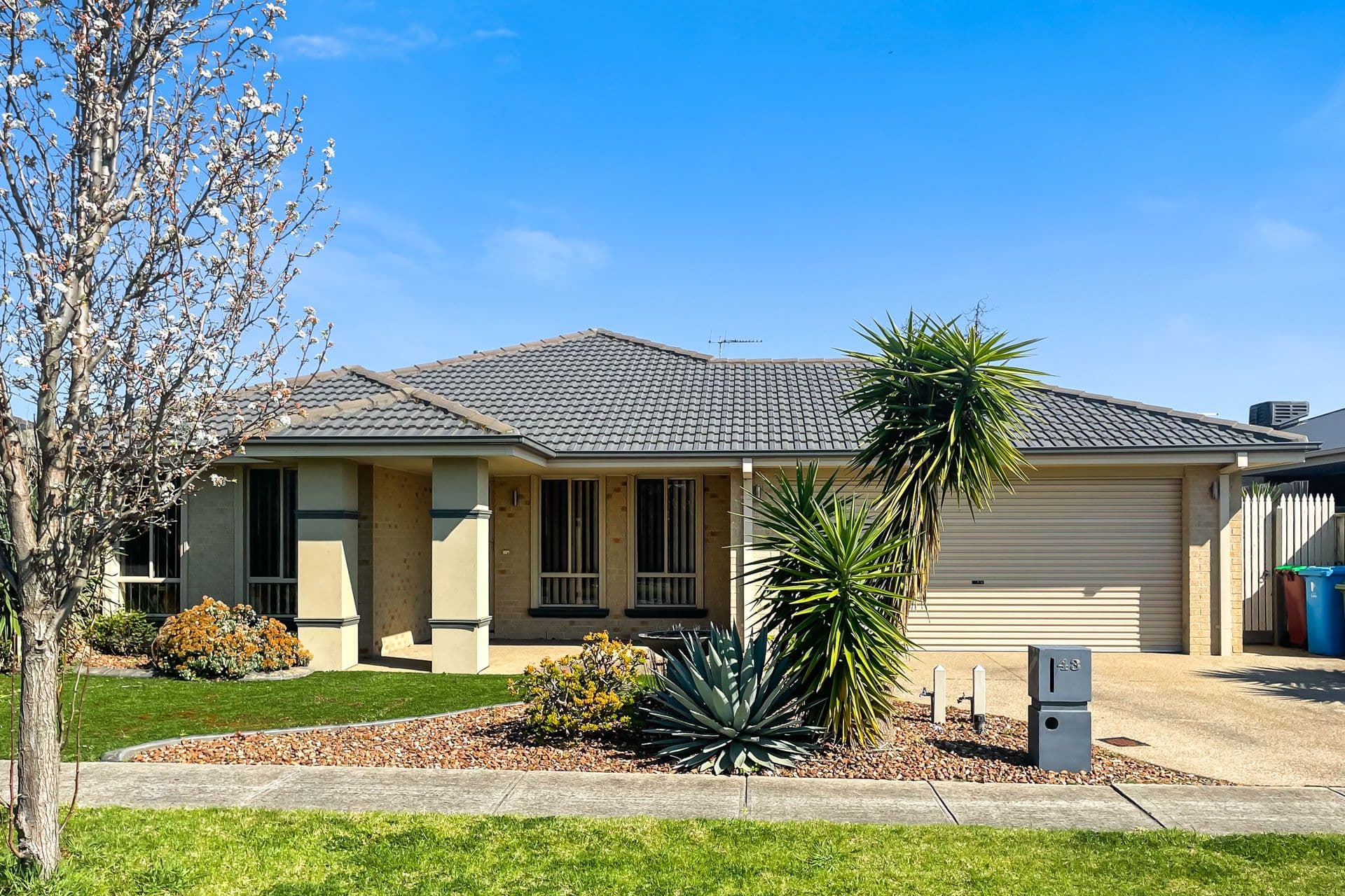 43 Charlbury Crescent, Cranbourne North VIC 3977, Cranbourne North - Image 1