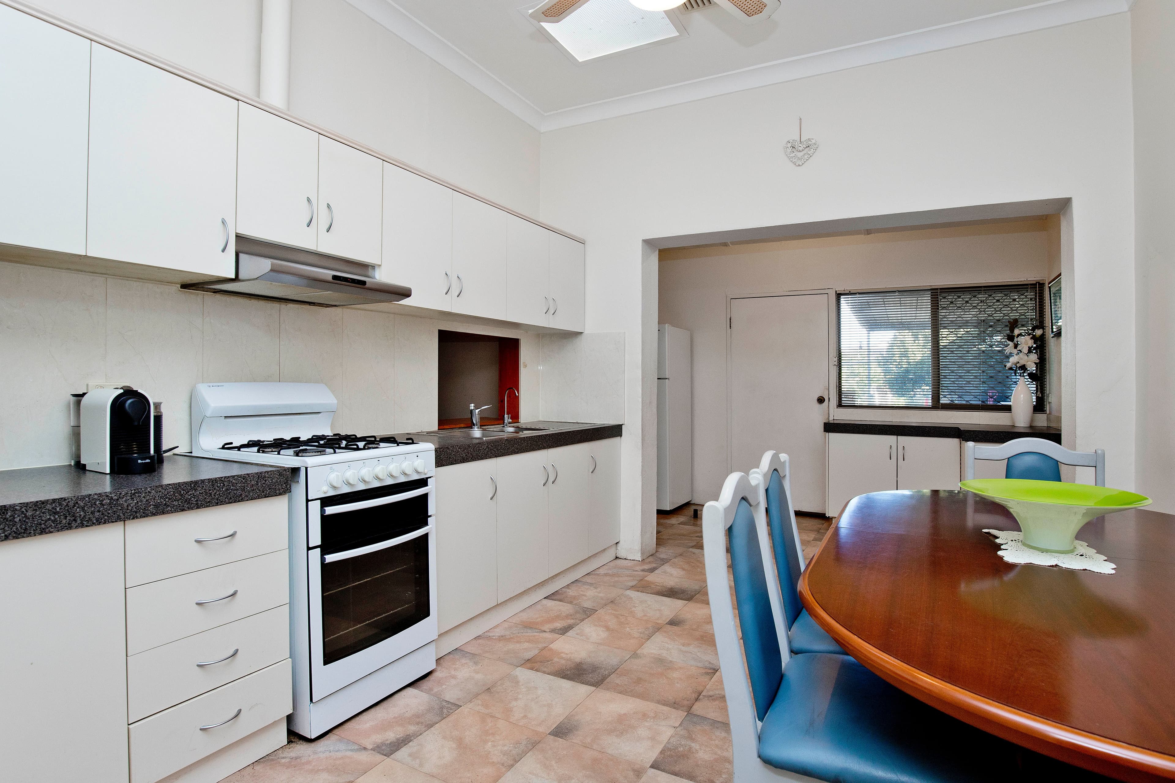 10 Olveston Avenue, Beverley SA 5009, Beverley - Thumbnail 3
