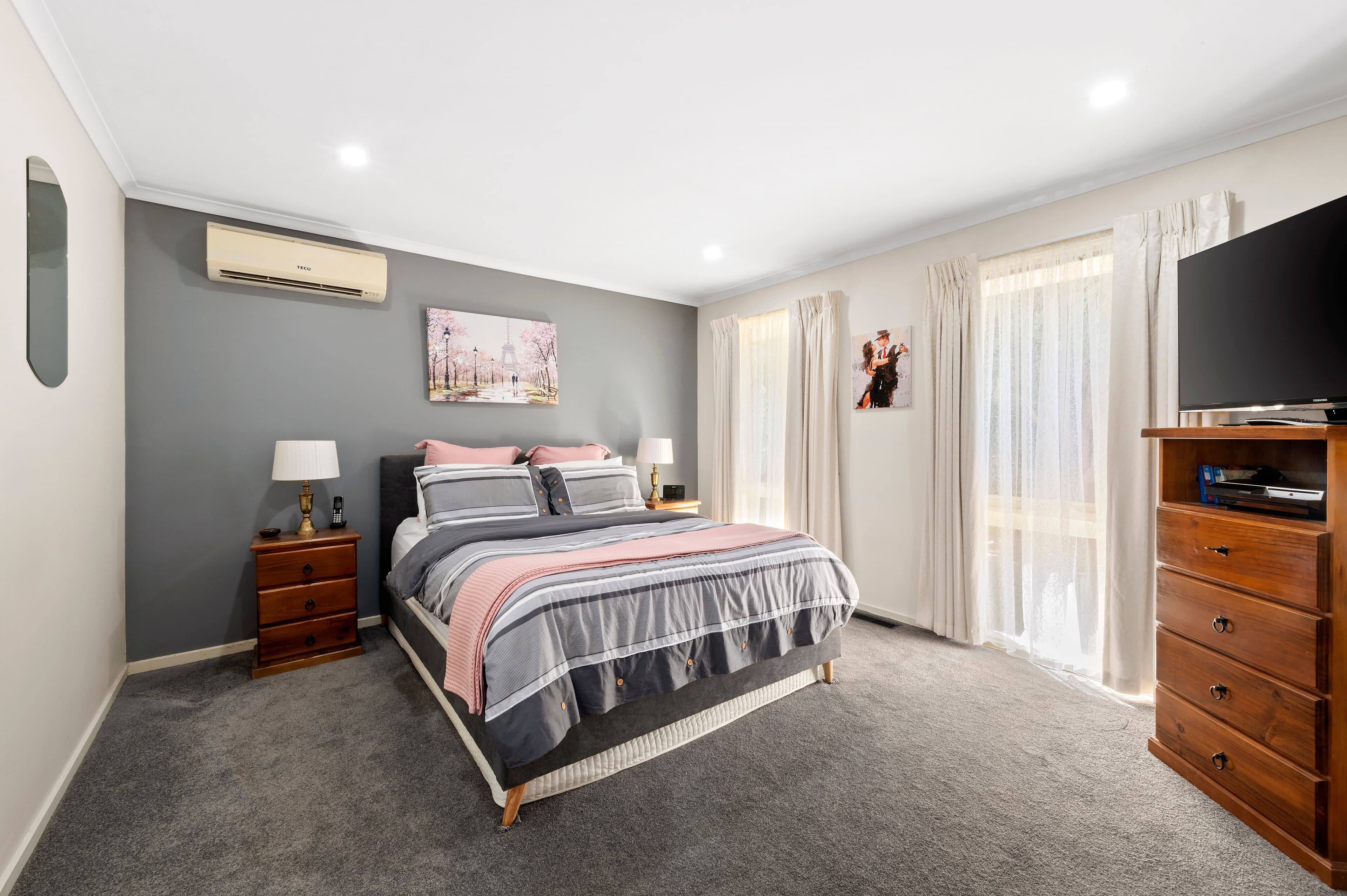77 Goulburn Drive, Rowville VIC 3178, Rowville - Thumbnail 2