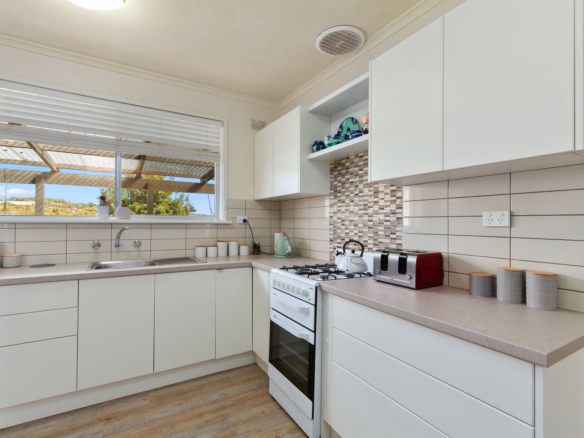 70 Penneys Hill Road, Hackham SA 5163, Hackham - Thumbnail 8
