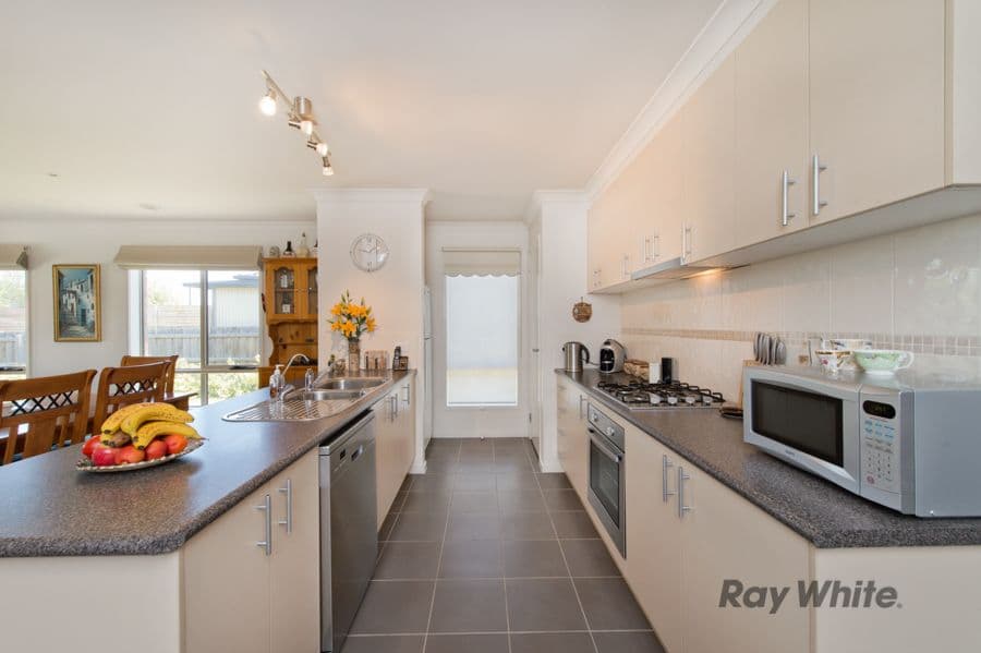 717 High Street, Melton West VIC 3337, Melton West - Thumbnail 2