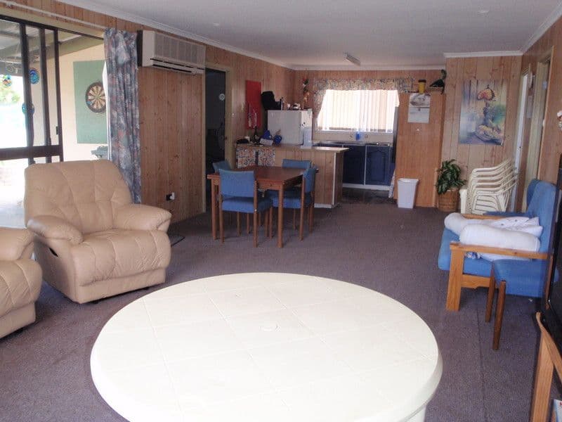 10 Bower Street, Jurien Bay WA 6516, Jurien Bay - Thumbnail 6