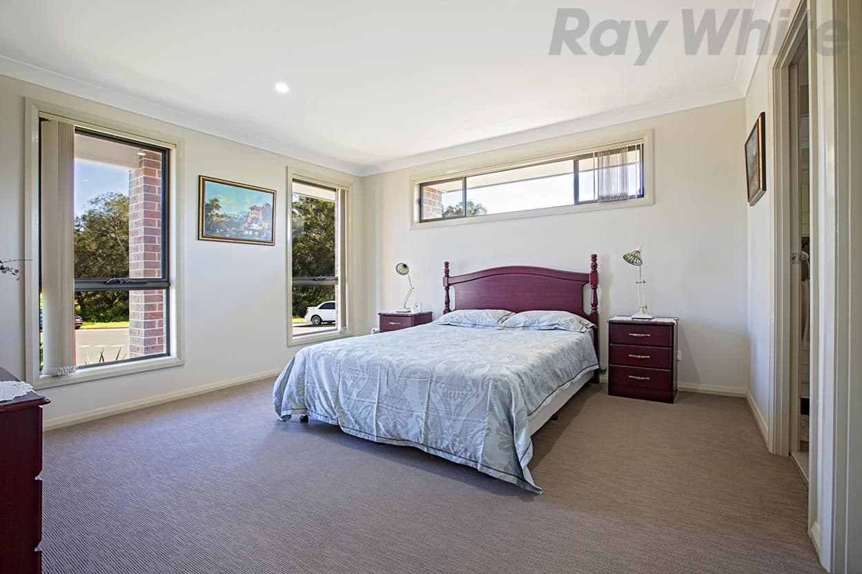 2 Jeffrey Street, Carnes Hill NSW 2171, Carnes Hill - Thumbnail 4