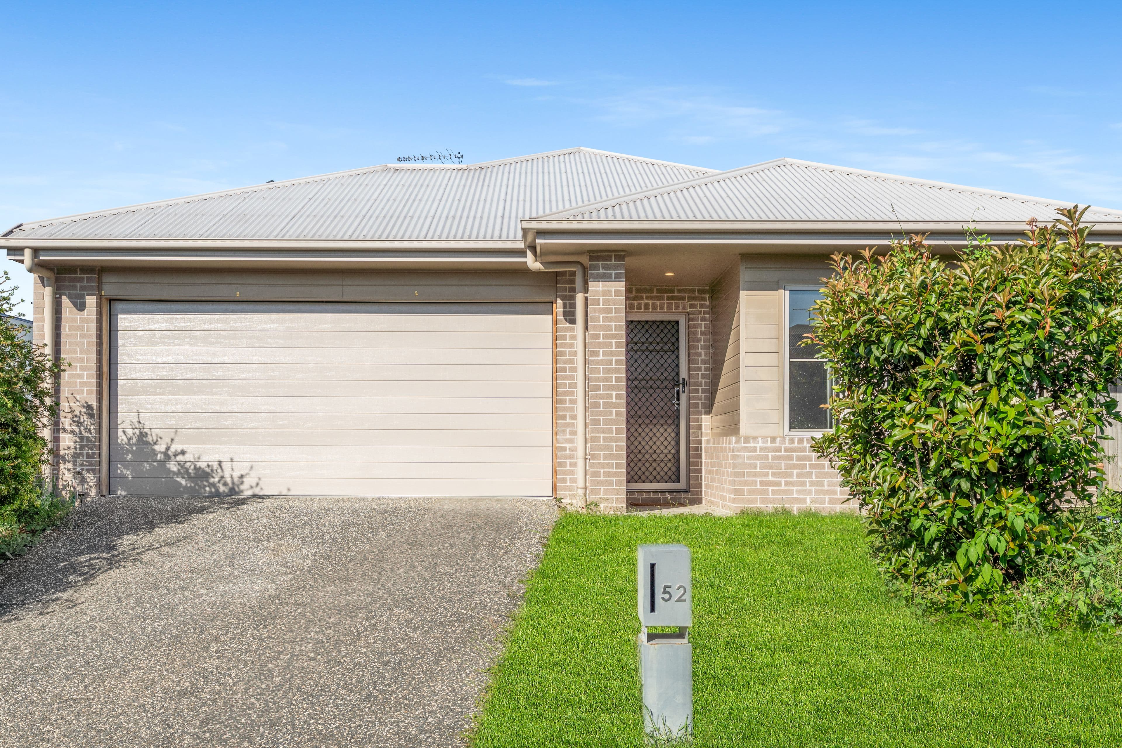 52 Mcgoldrick Street, FLAGSTONE QLD 4280, Flagstone - Image 1