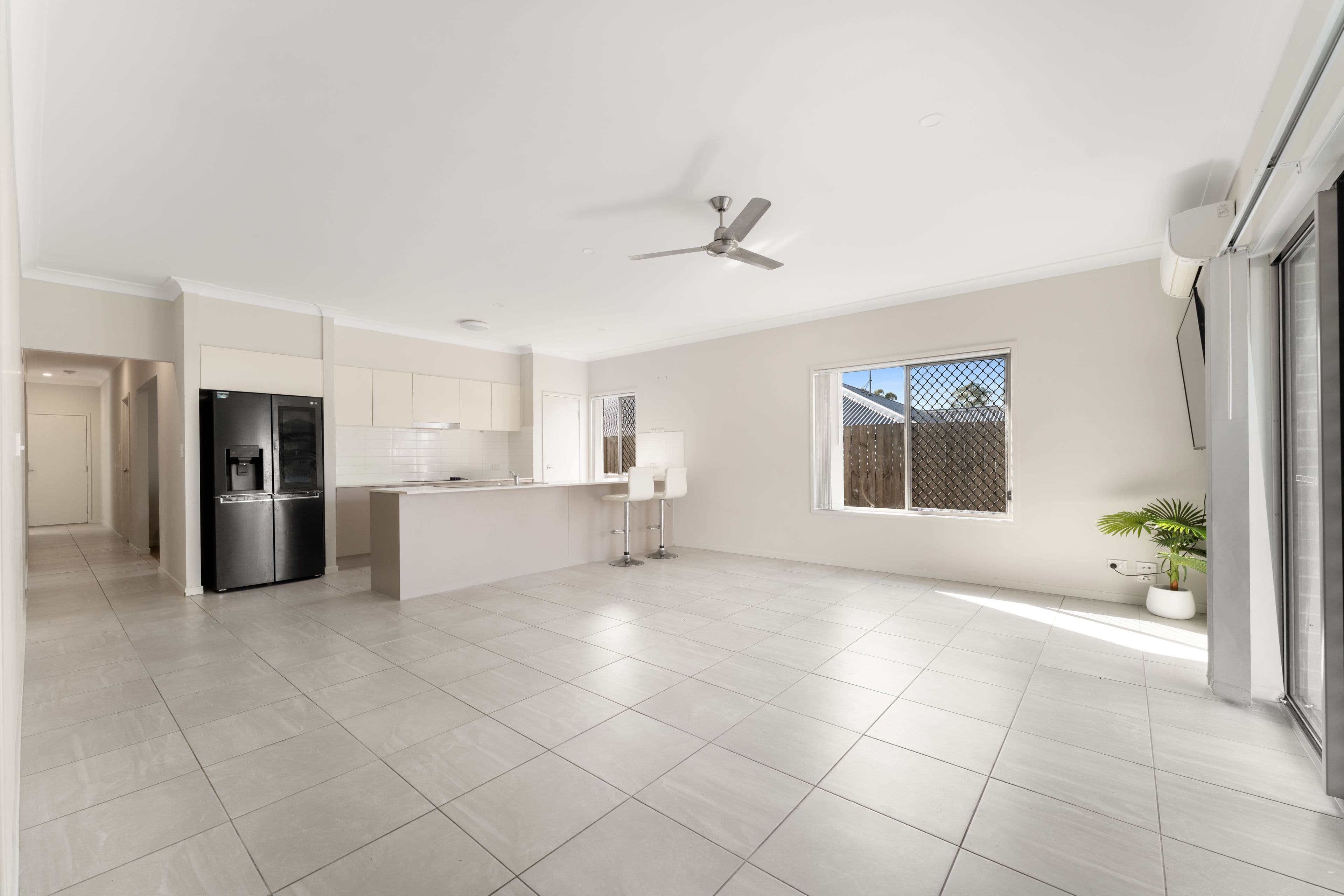 52 Mcgoldrick Street, FLAGSTONE QLD 4280, Flagstone - Thumbnail 3